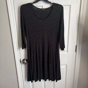 Torrid Fit and Flare Dress Womens Black‎ Green Size 2 Skater Ribbed Knit Sleeves